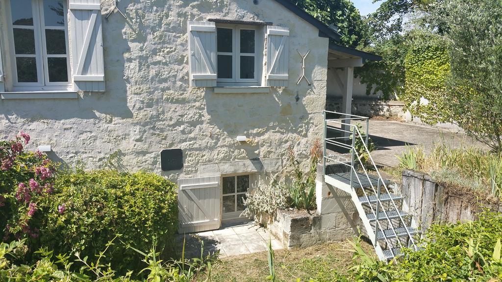 Gite Chateau De Chaintres Dampierre-sur-Loire Екстериор снимка
